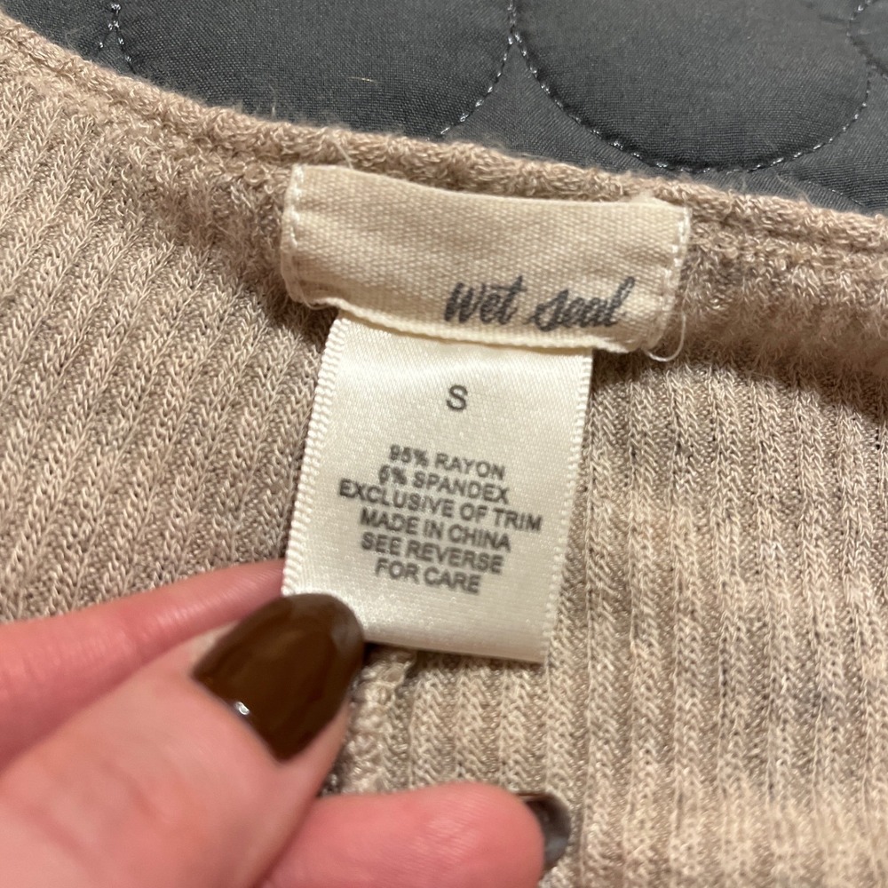Y2K Wet Seal Beige Ribbed Knit Top Long Sleeve Cactus Casual‎ Comfy Shirt - Picture 5 of 7